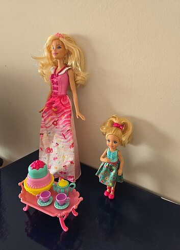 Beden Renk Barbie ve Chealsea çay ve pasta seti