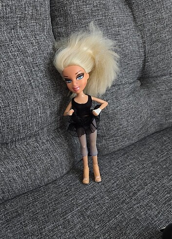  Beden Bratz boxor bebek