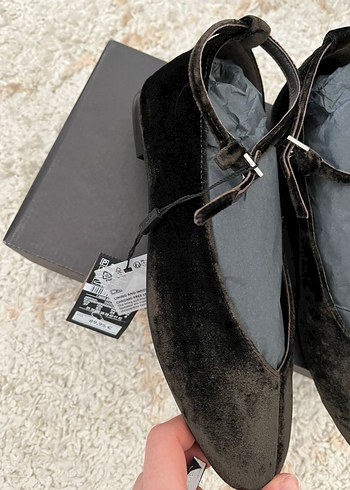 Siyah Süet Tokalı Stiletto Topuklu Kadın Ayakkabı - Görsel 2