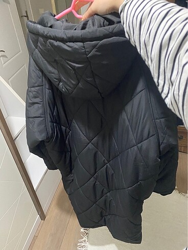 m Beden pull and bear mont