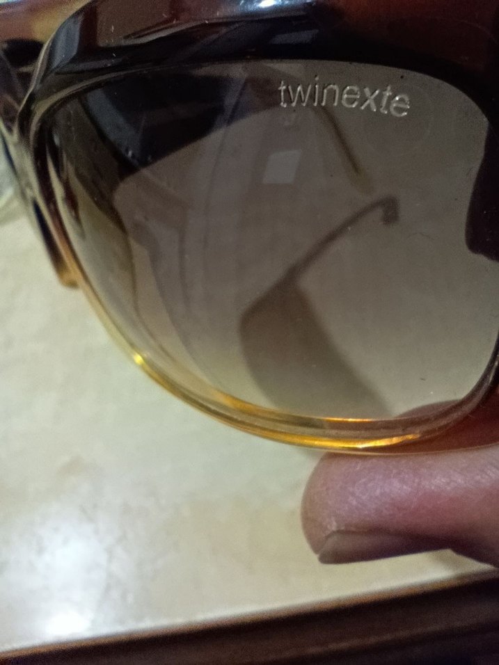 Klasik Şeffaf Kahverengi Kadın Güneş Gözlüğü - Görsel 3