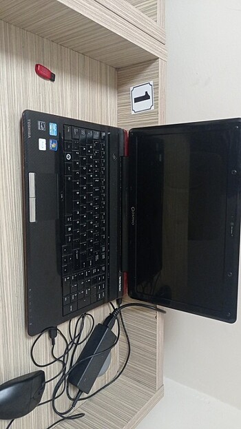 Beden Toshiba notebook