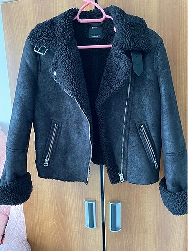 Bershka Mont
