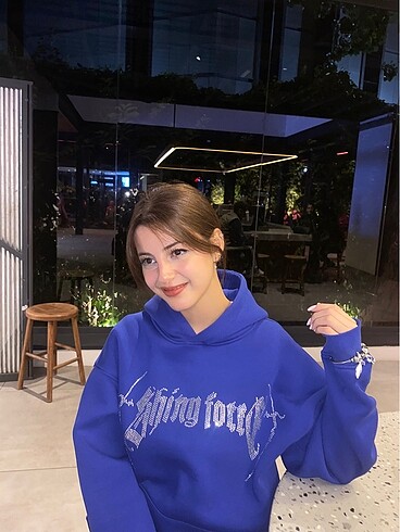 s Beden Shiny force sweatshirt