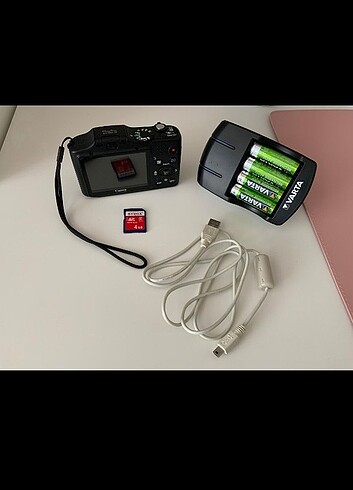 Canon PowerShot SX160 IS + 4 gb SD kart + VARTA Şarjlı 4 adet AA