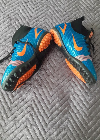 Nike Renkli Mavi Nike Erkek çocuk Futbol Ayakkabısı