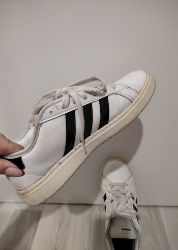 Adidas Beyaz Adidas Kadın Spor Ayakkabı