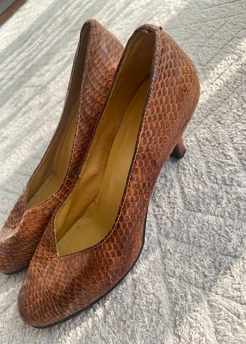 Kahverengi Yılan Desenli Deri Kadın Dolgu Topuk - Görsel 4