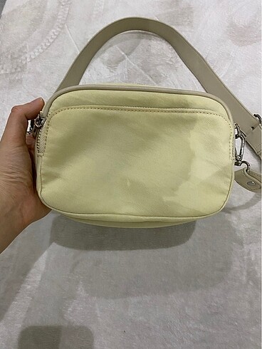  Beden Stradivarius çanta