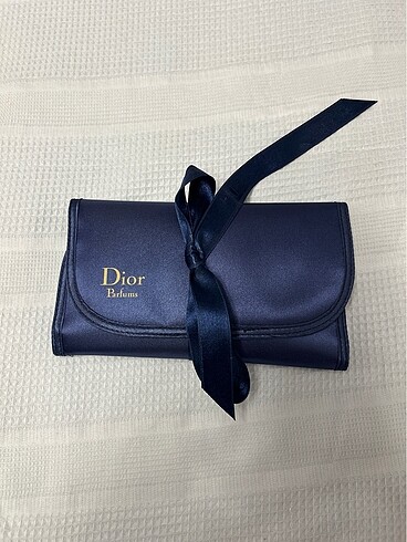 CHRISTIAN DIOR MAKYAJ FIRCA CANTASI