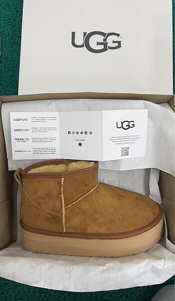 Ugg Bot
