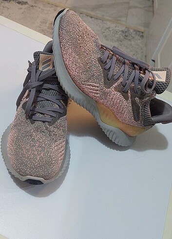 Adidas Alpha bounce