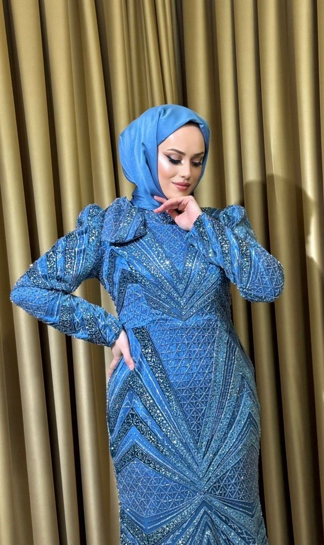 Mavi Parlak Uzun Kollu Drapeli Abiye Elbise - Görsel 2