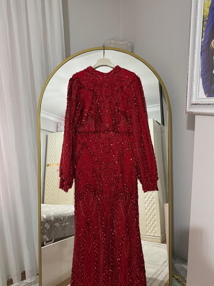 Kırmızı Uzun Kollu Abiye Elbise - Görsel 5