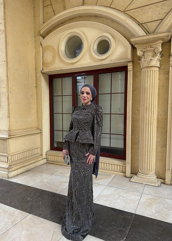 Uzun Kollu Gri Drape Detaylı Abiye Elbise - Görsel 3