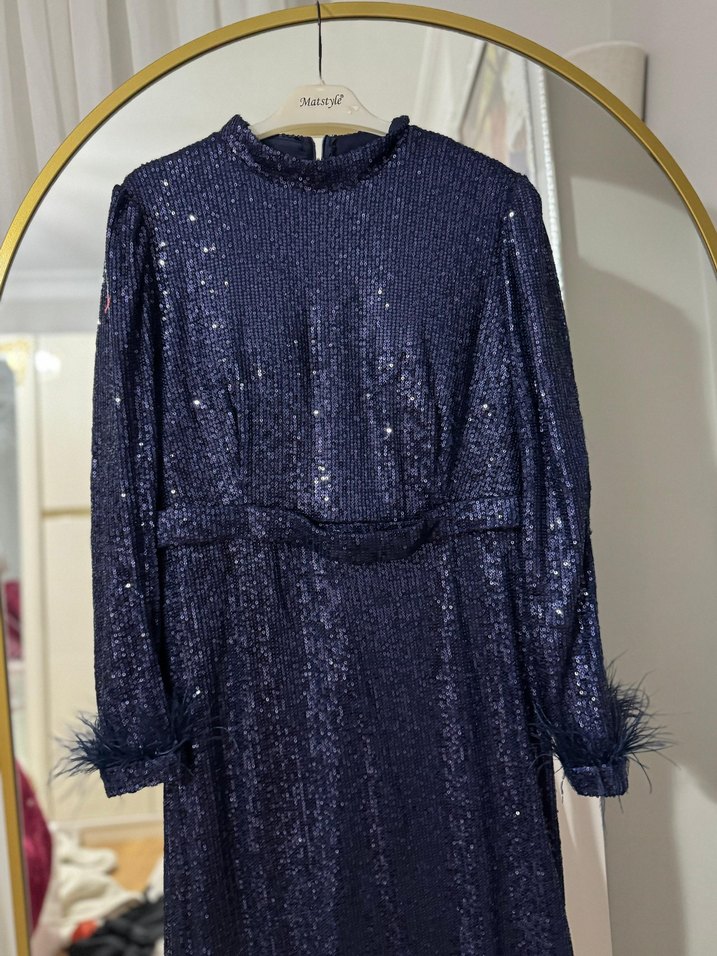 Parlak Lacivert Uzun Kollu İşlemeli Abiye Elbise - Görsel 4