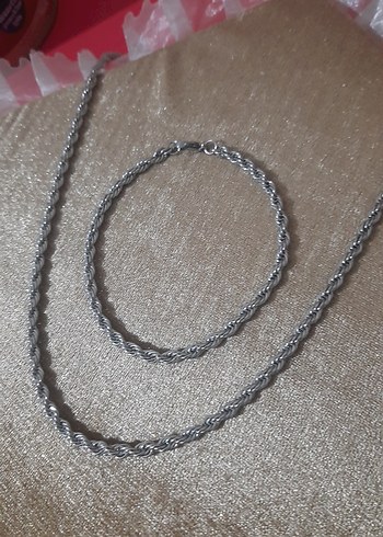 Beden Gri Erkek Minimalist Zincir Kolye ve Bileklik