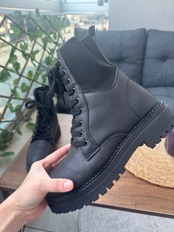 Kadın Siyah Bağcıklı Platform Topuklu Bot - Görsel 5