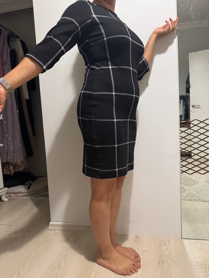 Düğmeli Siyah Kareli Midi Elbise - Görsel 3