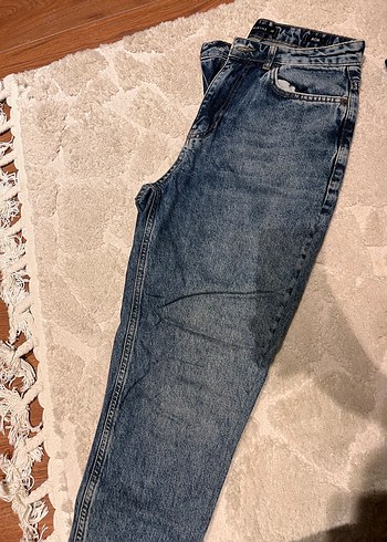 Mom Jean