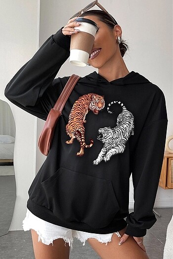 Sweatshirt