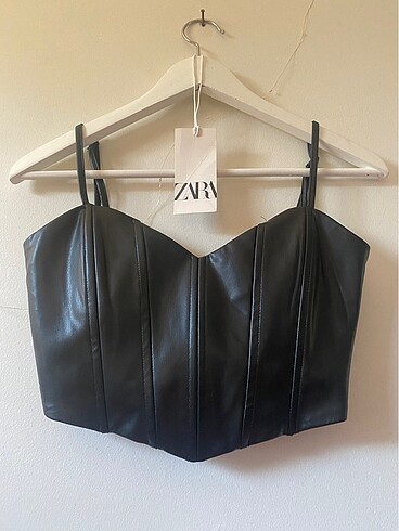 Zara Büstiyer