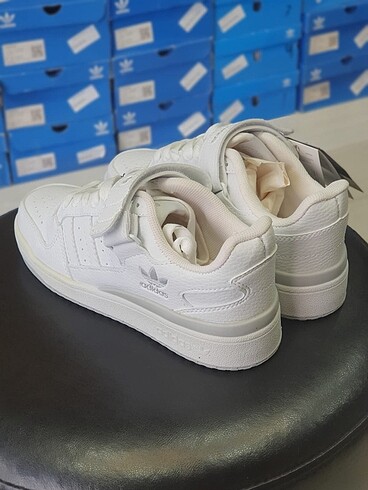 37 Beden Adidas Forum Low Beyaz