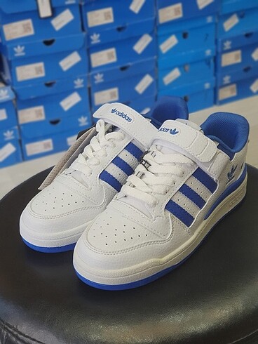 Adidas Forum Low Beyaz Mavi Şerit