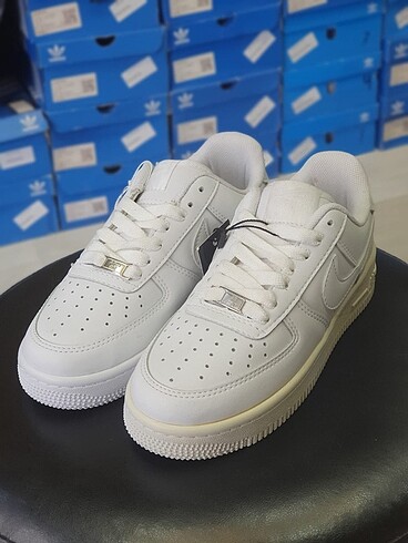 Nike Air Beyaz