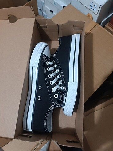 Converse Converse ????