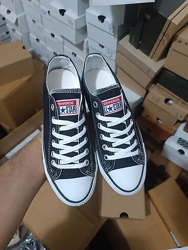 38 Beden siyah Renk Converse ????