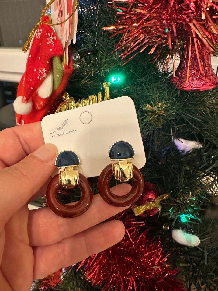 Modern Tarz Küpe. Gündüz Spor, Gece Şık: Tek Bir Dokunuşla. - Görsel 5