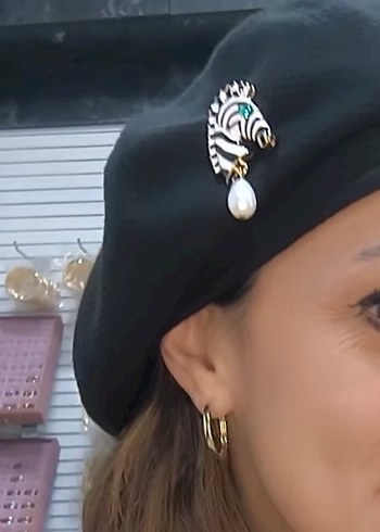 Renkli Pul İşlemeli Kadın Broş Modelleri - Görsel 19