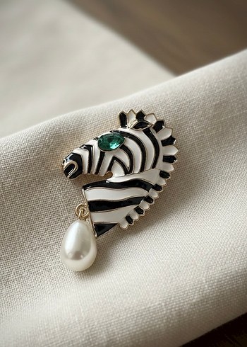 Renkli Pul İşlemeli Kadın Broş Modelleri - Görsel 18