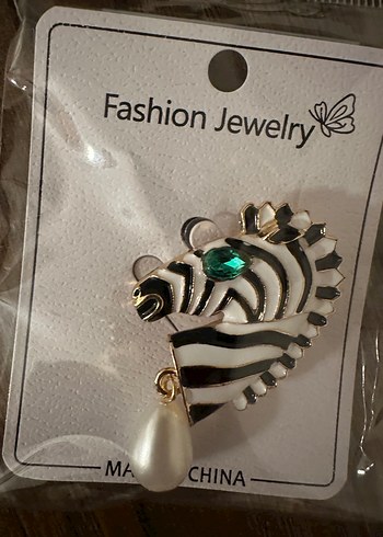 Renkli Pul İşlemeli Kadın Broş Modelleri - Görsel 12