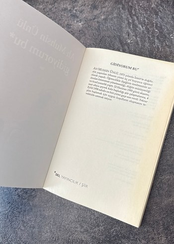 Ah Muhsin Ünlü - gidiyorum bu* Şiir Kitabı - Görsel 3