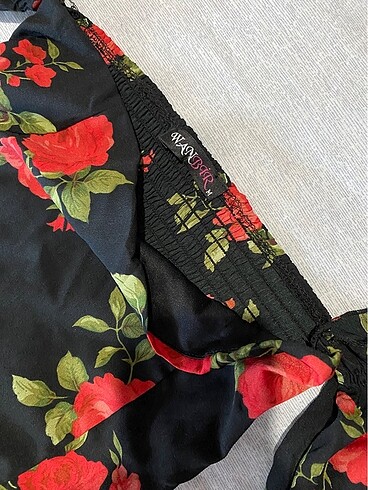 s Beden Çiçekli crop