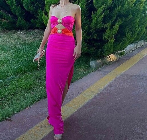 Zeynep Tosun Zeynep tosun özel tasarım elbisesi