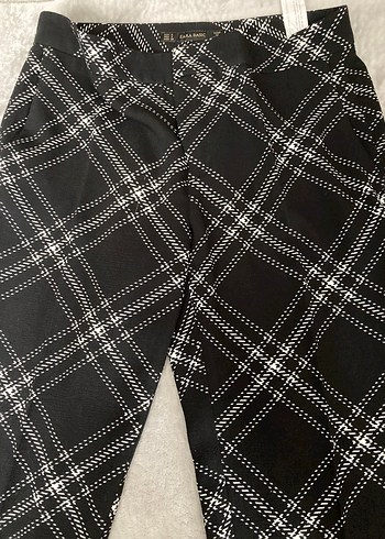 Zara Düğmeli Siyah Ekoseli Kadın Kumaş Pantolon