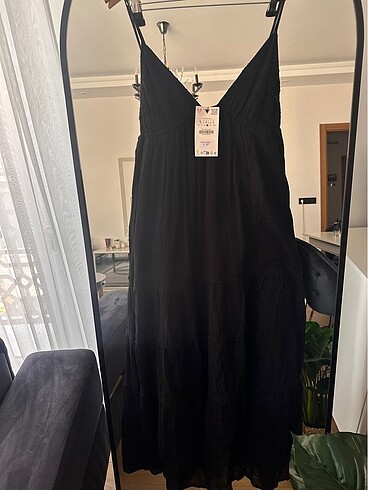 Zara Elbise