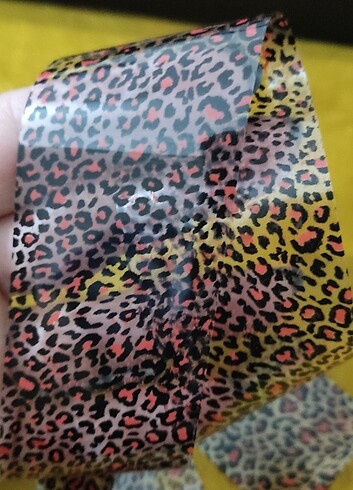 Diğer LEOPAR DESENLİ TIRNAK FOLYOSU 