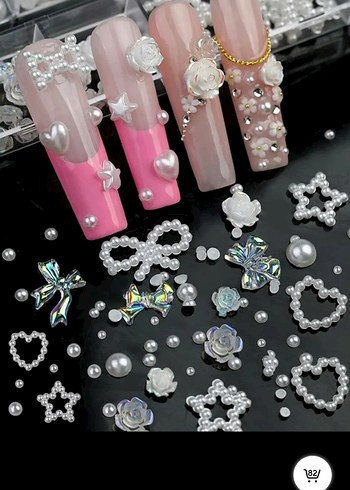 Pembe İnci ve Çiçek Tırnak Charms
