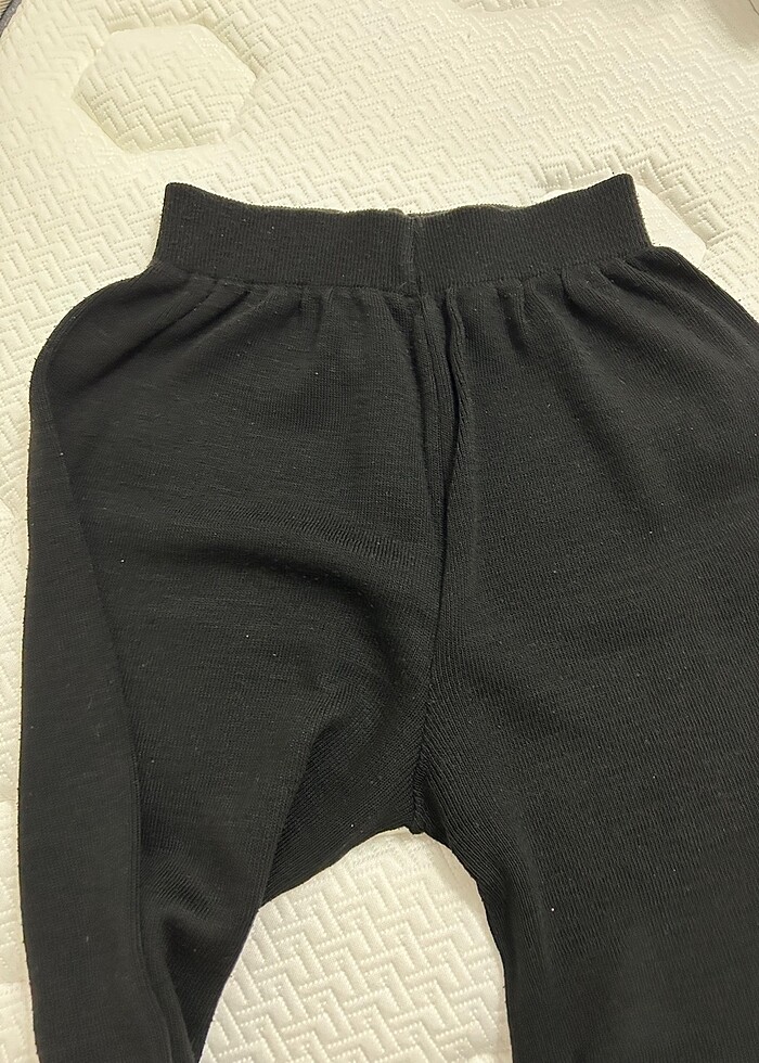 Triko Siyah Pantolon - Görsel 3