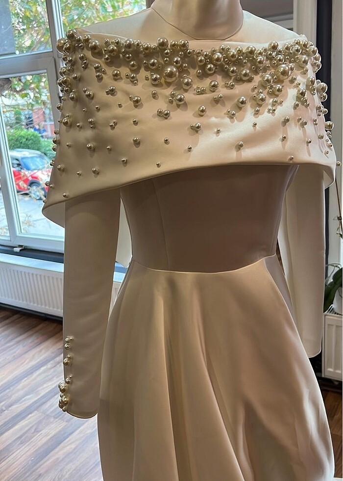 İnci Detaylı Saten Gelinlik - Görsel 2