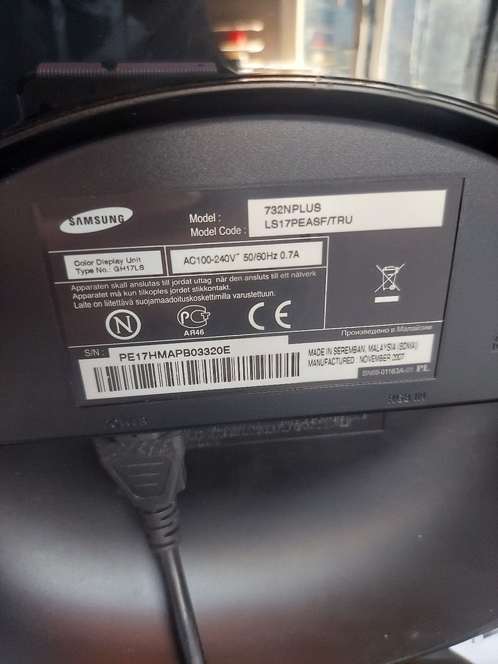 Siyah Samsung Monitör - Görsel 3