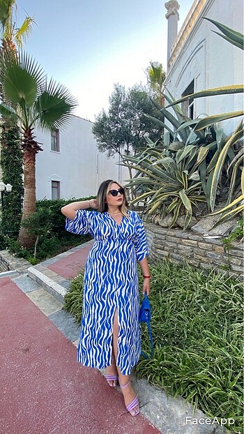 Trendyol & Milla Mavi çizgili elbise