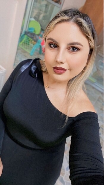Siyah elbise