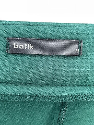 36 Beden yeşil Renk Batik Kumaş Pantolon %70 İndirimli.