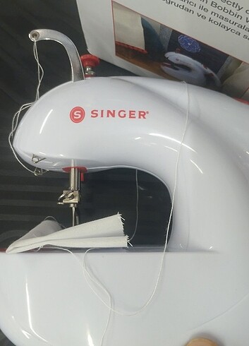 Kesinlikle sıfır Singer dikiş makinesi 