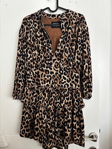 Leopar elbise